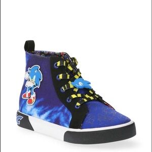 Kids Sonic the Hedgehog High-Top Sneakers (Shoe Laces Not Included)